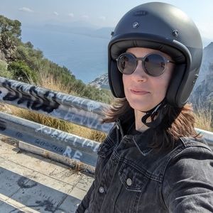 Meet your Posher, Becky